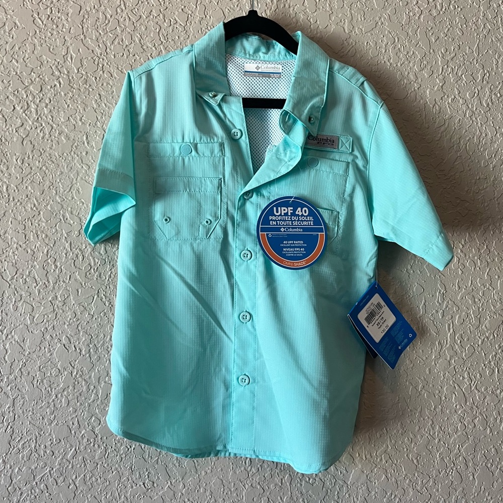 Boys Columbia button down waterproof shirt